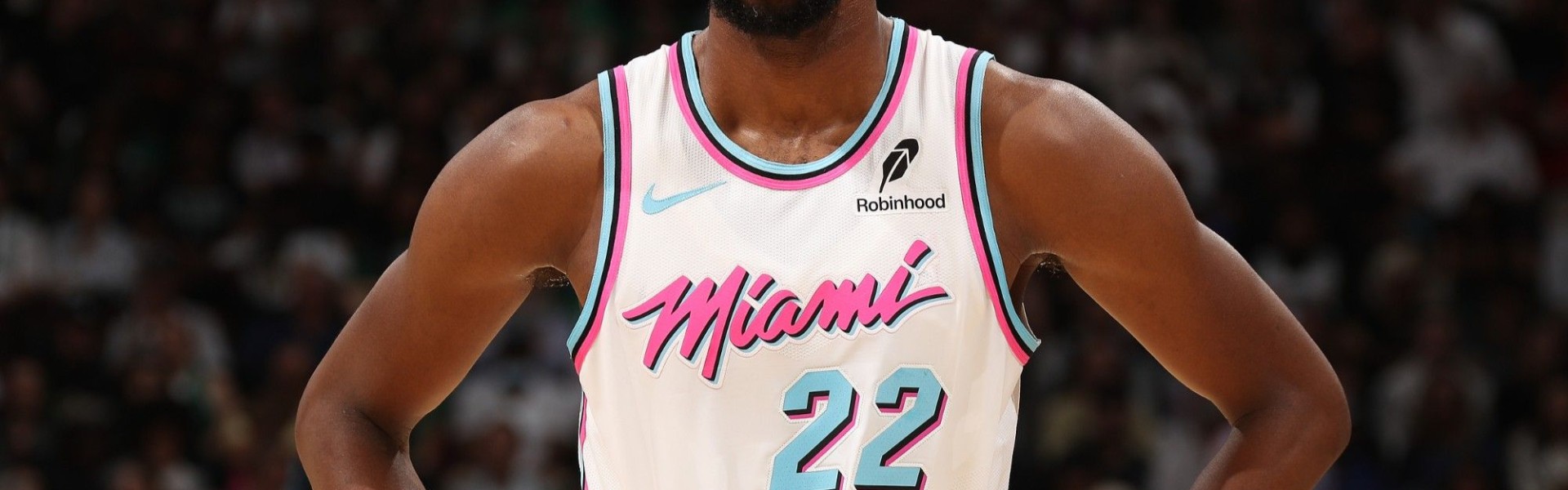 score电竞-队记：湖人目前已对交易得到安德鲁·维金斯不感兴趣