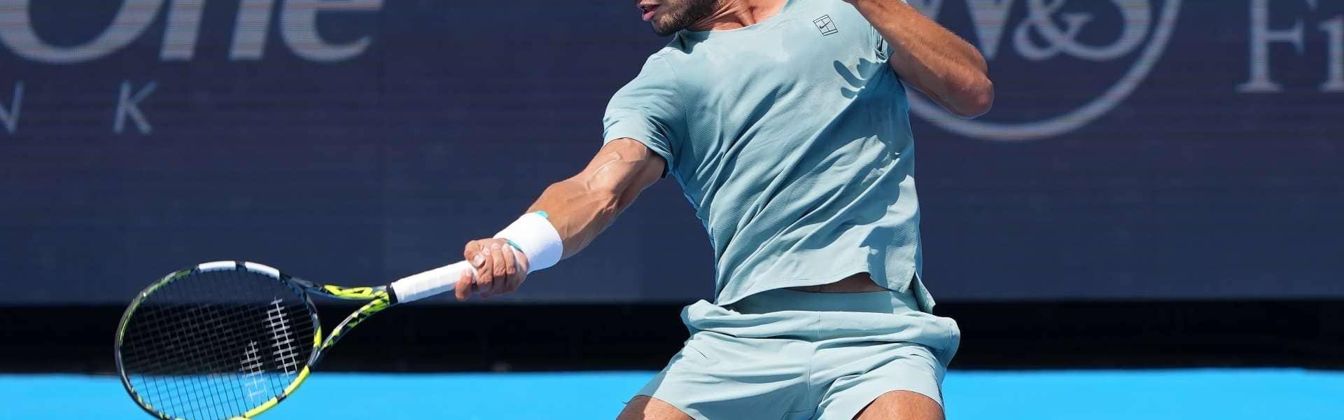 辛纳首盘0-5后退赛，阿尔卡拉斯夺得辛辛那提大师赛冠军