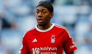 努诺：阿沃尼伊腿筋受伤&amp;伊兰加因不适被换下，具体仍须等待检查