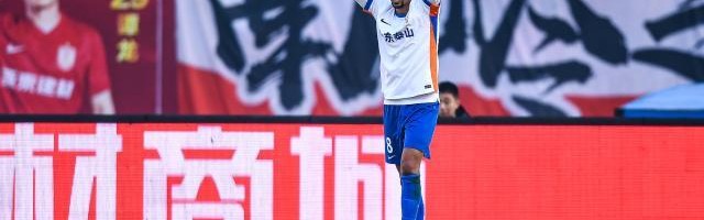 score电竞-泰山北上强闯难关再扮亚泰克星 靠意志力转危为安