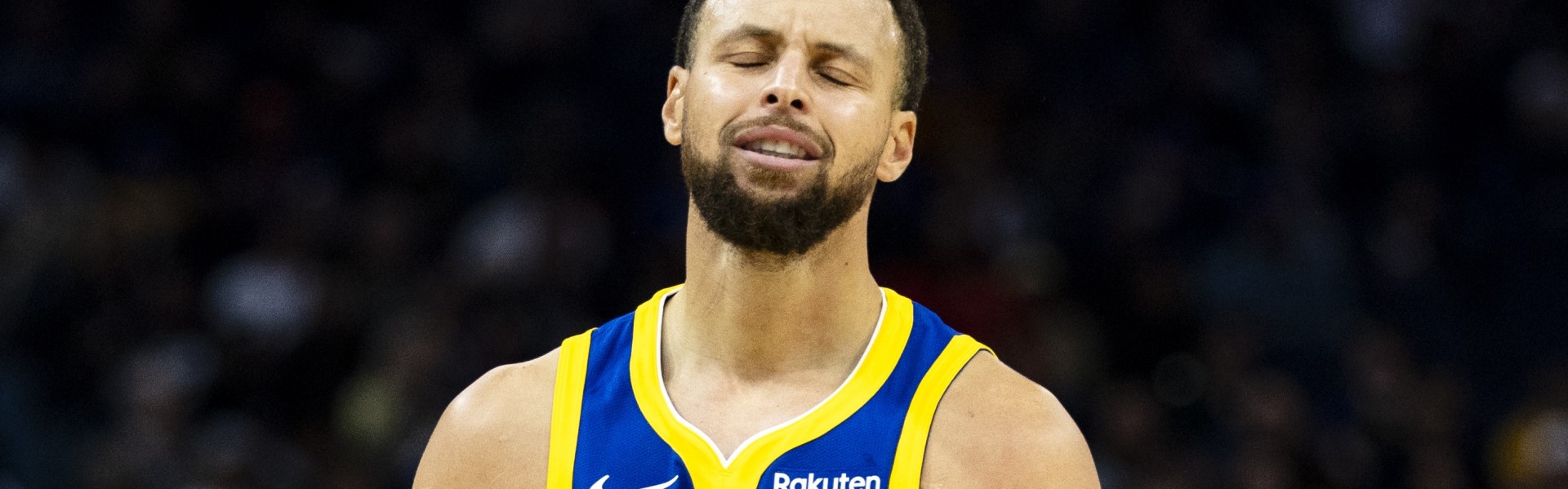 库里哪有圆柱体！争议判罚逼科尔自爆 勇士1分惜败究竟冤不冤？